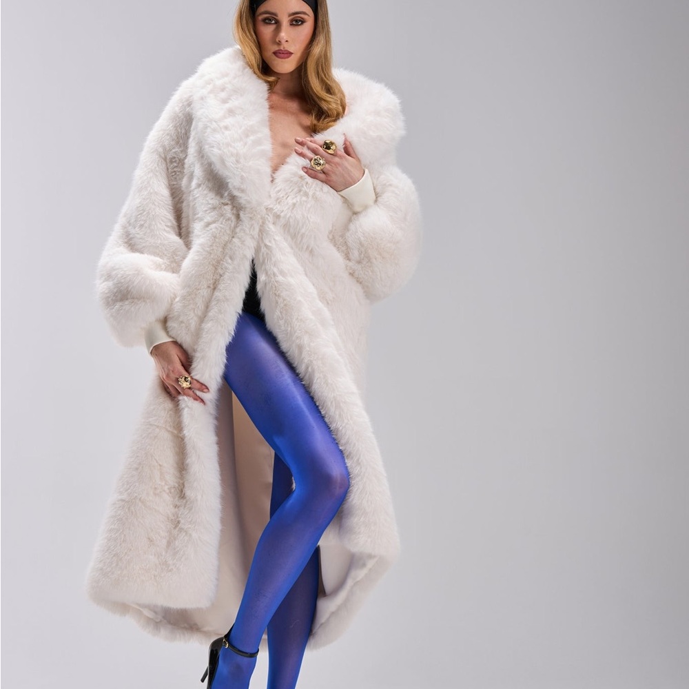 AKIRA White Faux Fur Coat - NWT